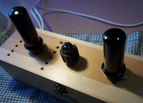 retro-thermionic -