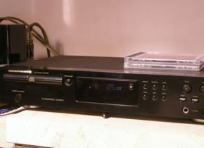 Marantz CD4000